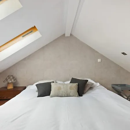 Modern Spacious Mezzanine With Balcony In Apartment *
